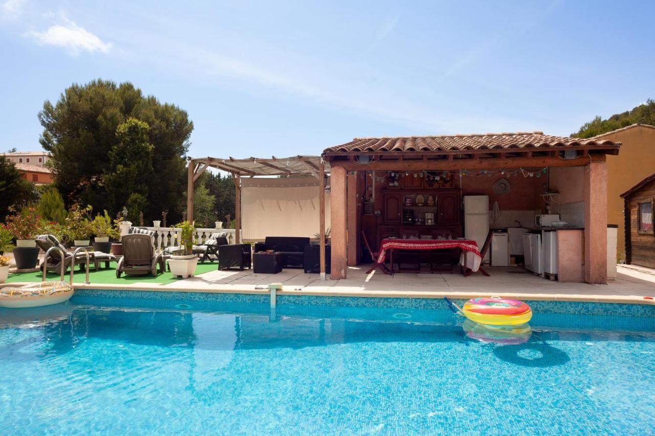 Appartement Avec Piscine Et Cuisine Roquefort-la-Bedoule Exterior photo