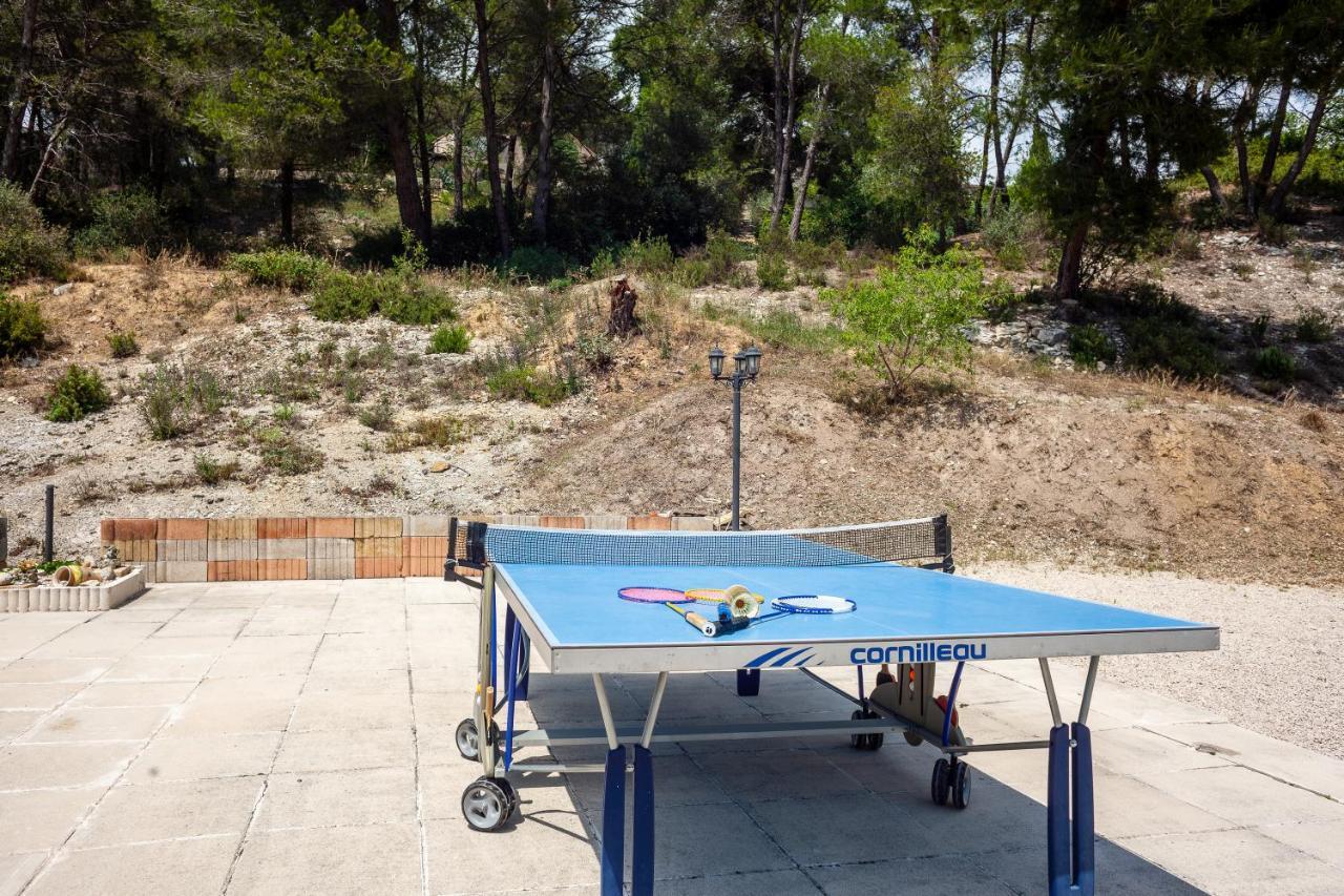 Appartement Avec Piscine Et Cuisine Roquefort-la-Bedoule Exterior photo